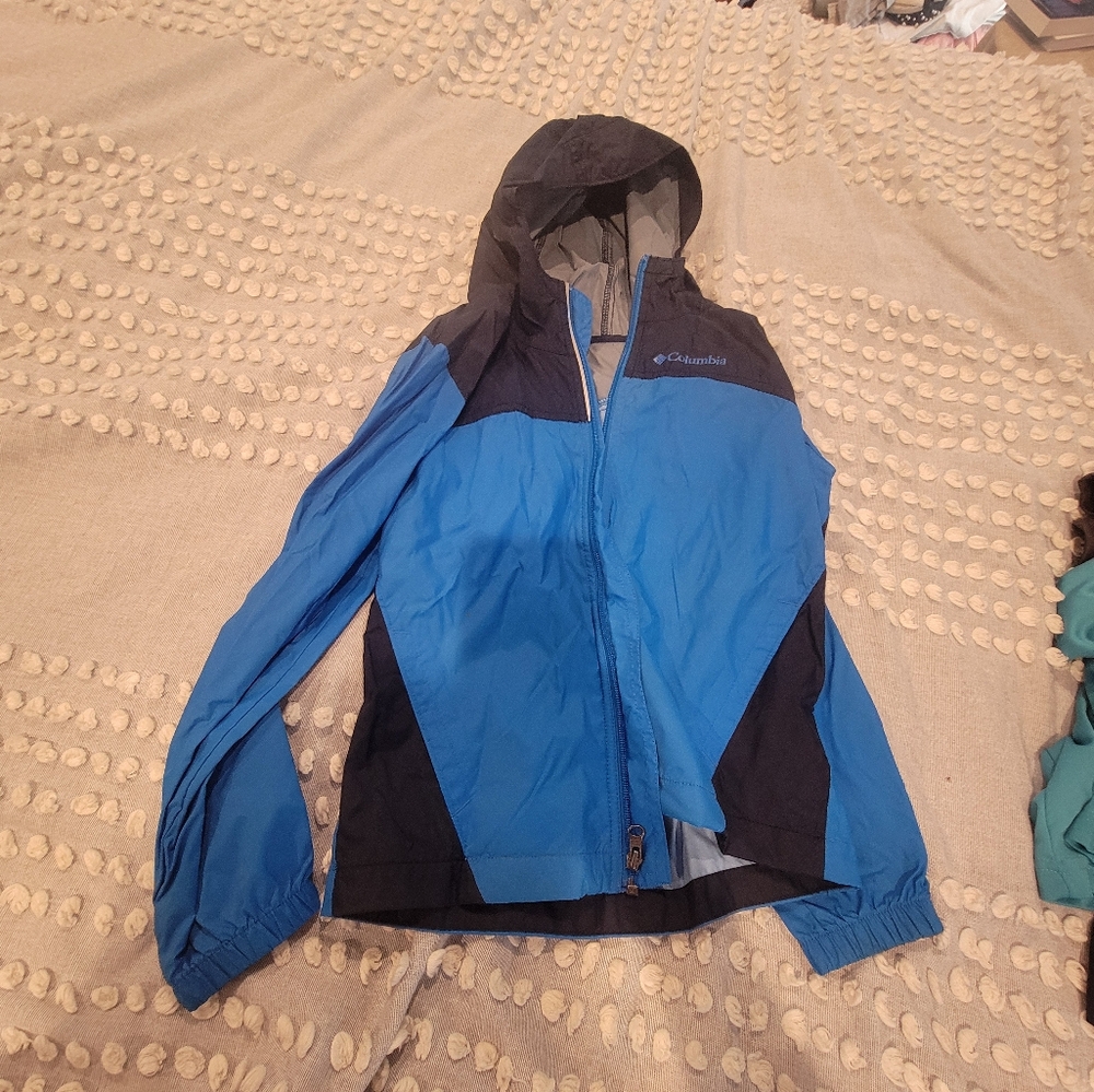 Columbia Light Weight Windbreaker/Raincoat Size Small